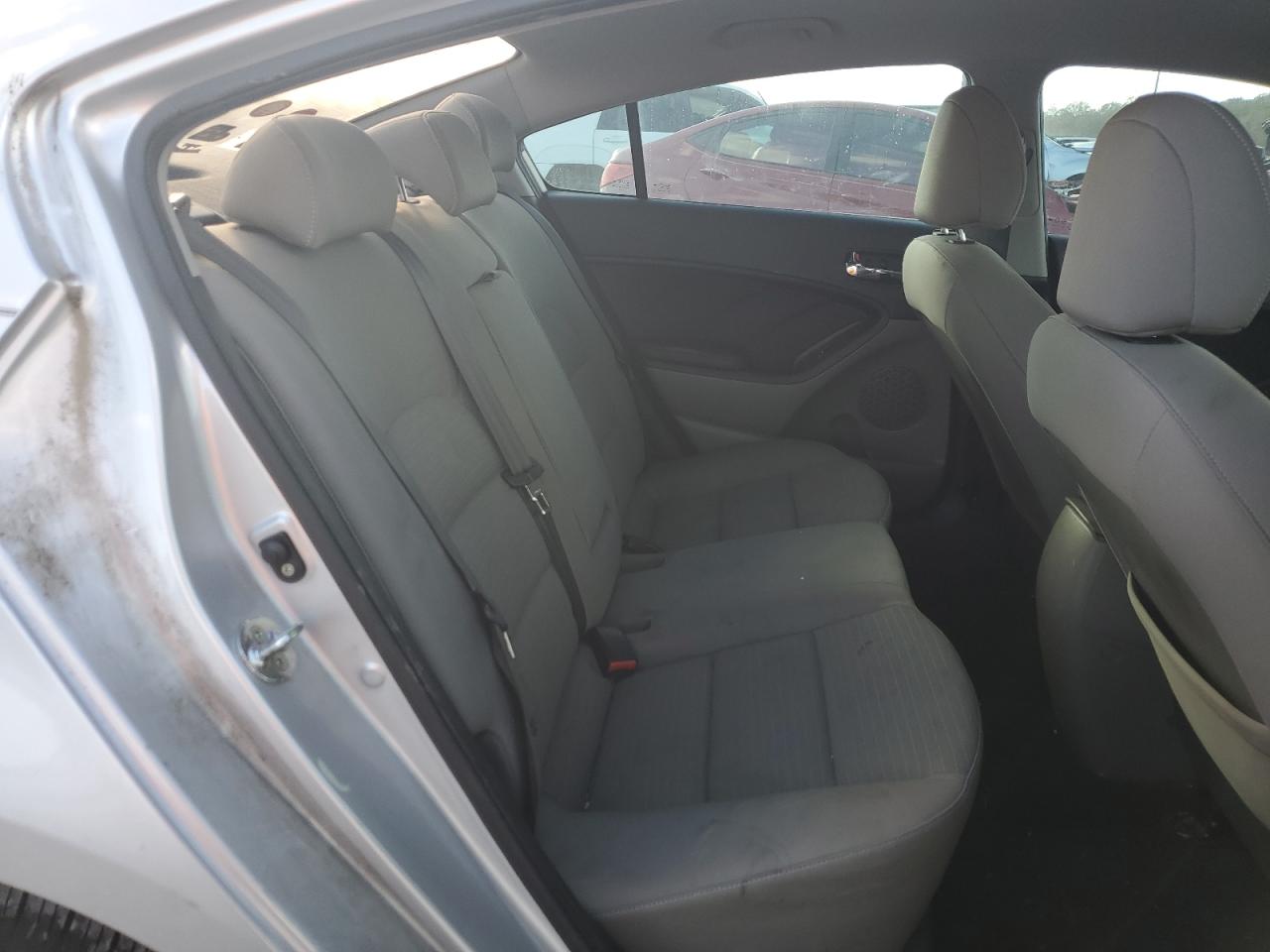 2015 Kia Forte Lx VIN: KNAFX4A66F5375688 Lot: 92609255