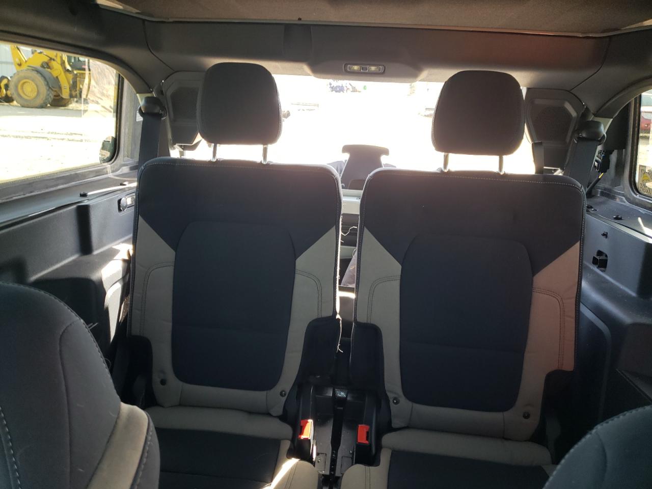 2022 Ford Bronco Base VIN: 1FMDE5AH2NLB12143 Lot: 92242655