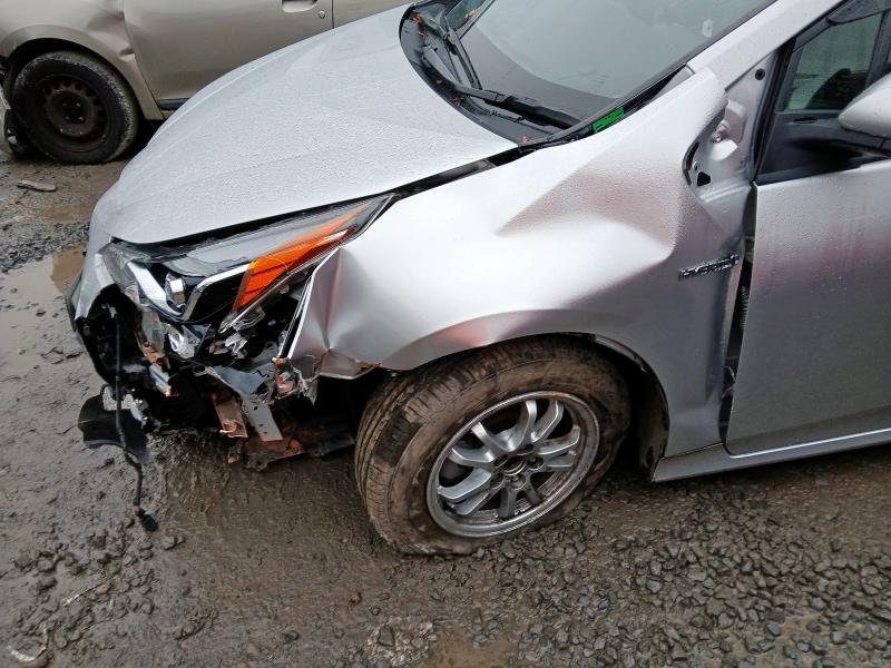 2020 TOYOTA PRIUS HYBRID 