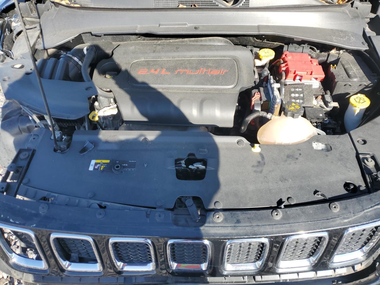 2019 Jeep Compass Latitude VIN: 3C4NJCBB1KT852253 Lot: 92071345