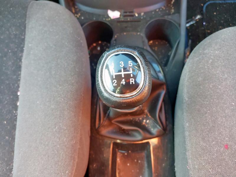 2002 FORD FOCUS FLIG