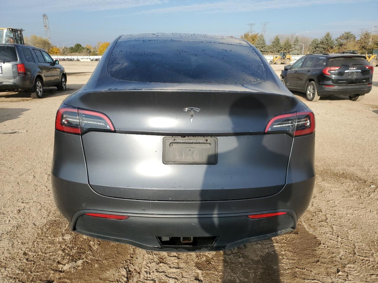 2021 Tesla Model Y VIN: 5YJYGAEE1MF293942 Lot: 90825625