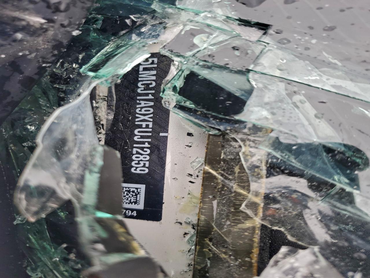 2015 Lincoln Mkc VIN: 5LMCJ1A9XFUJ12859 Lot: 93964525