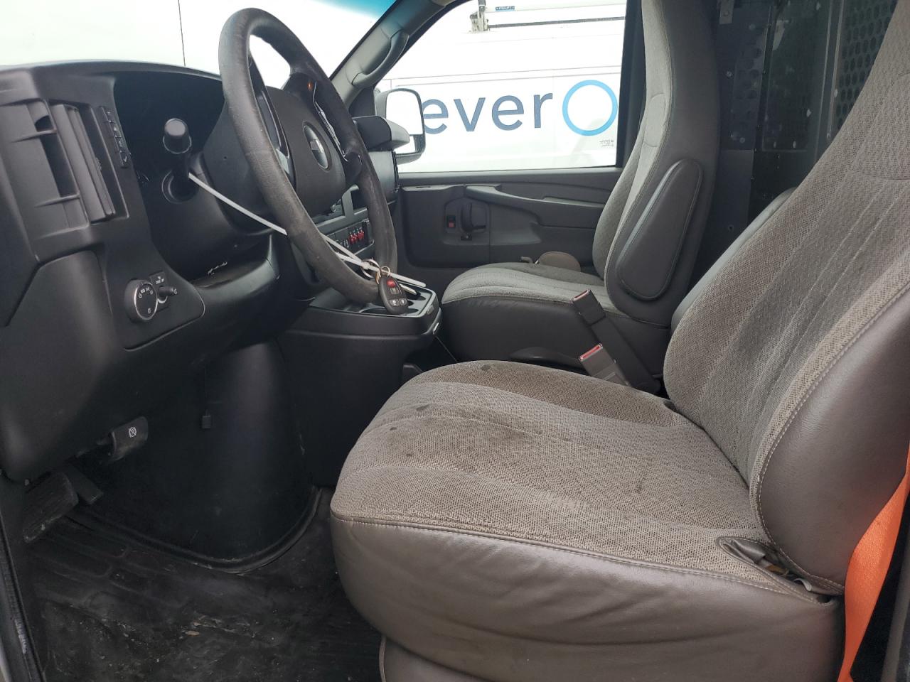 2015 Chevrolet Express Delivery Van VIN: 1GCWGFCF7F1221882 Lot: 92183575