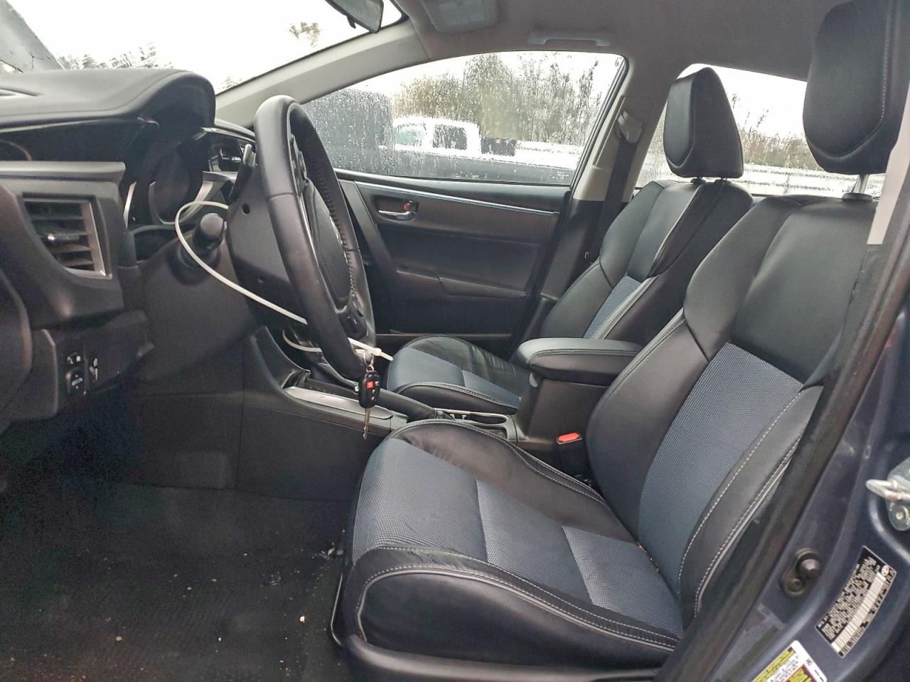 2015 Toyota Corolla L VIN: 5YFBURHE6FP222655 Lot: 82779875