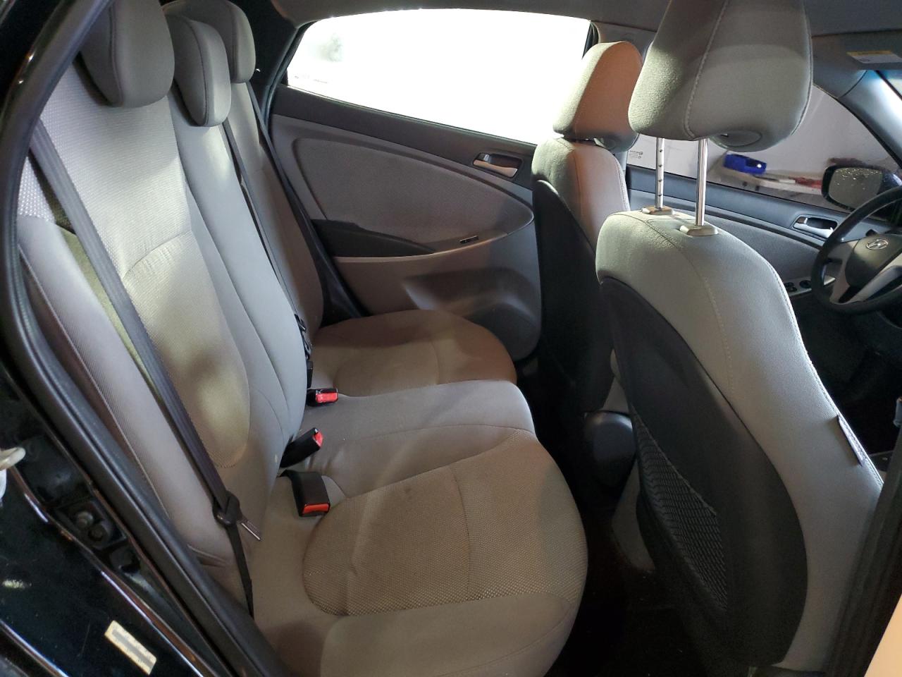 2013 Hyundai Accent Gls VIN: KMHCT4AE4DU576447 Lot: 91759065