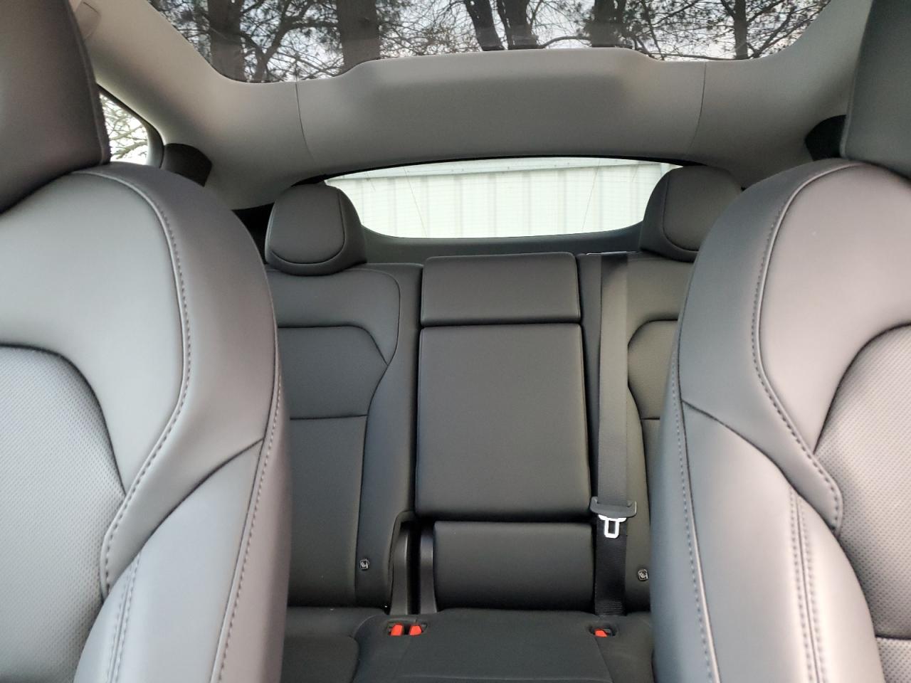 2026 Tesla Model Y VIN: 7SAYGDEE6TA477287 Lot: 93031125