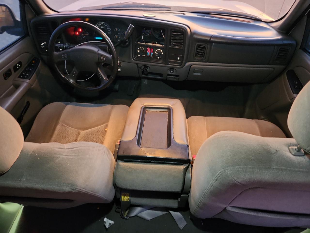 2005 Chevrolet Avalanche C1500 VIN: 3GNEC12Z25G235248 Lot: 90607135