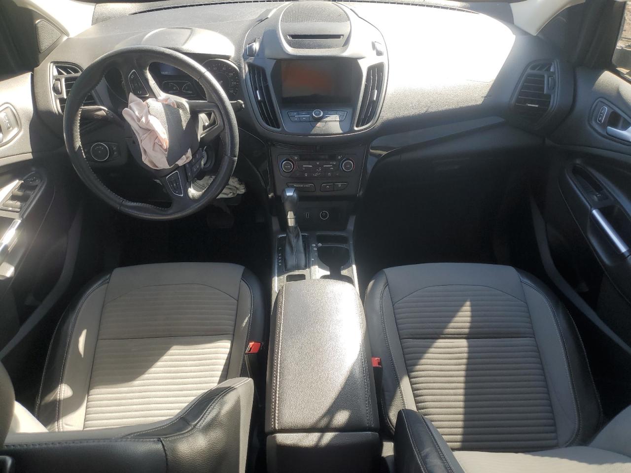 2018 Ford Escape Se VIN: 1FMCU0GD5JUC04938 Lot: 91597625