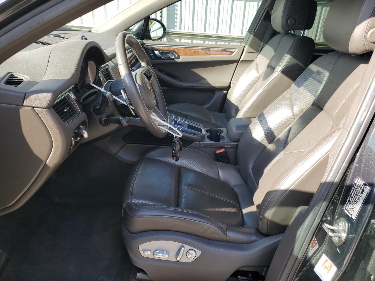 2018 Porsche Macan VIN: WP1AA2A57JLB17712 Lot: 91634535