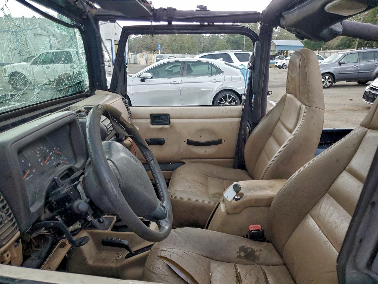 2002 Jeep Wrangler / Tj Sport VIN: 1J4FA49S72P713727 Lot: 94110965