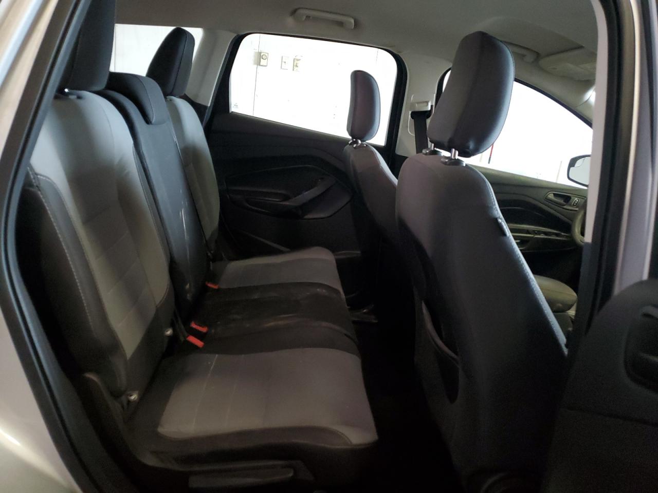 2018 Ford Escape S VIN: 1FMCU0F73JUA32887 Lot: 91210825