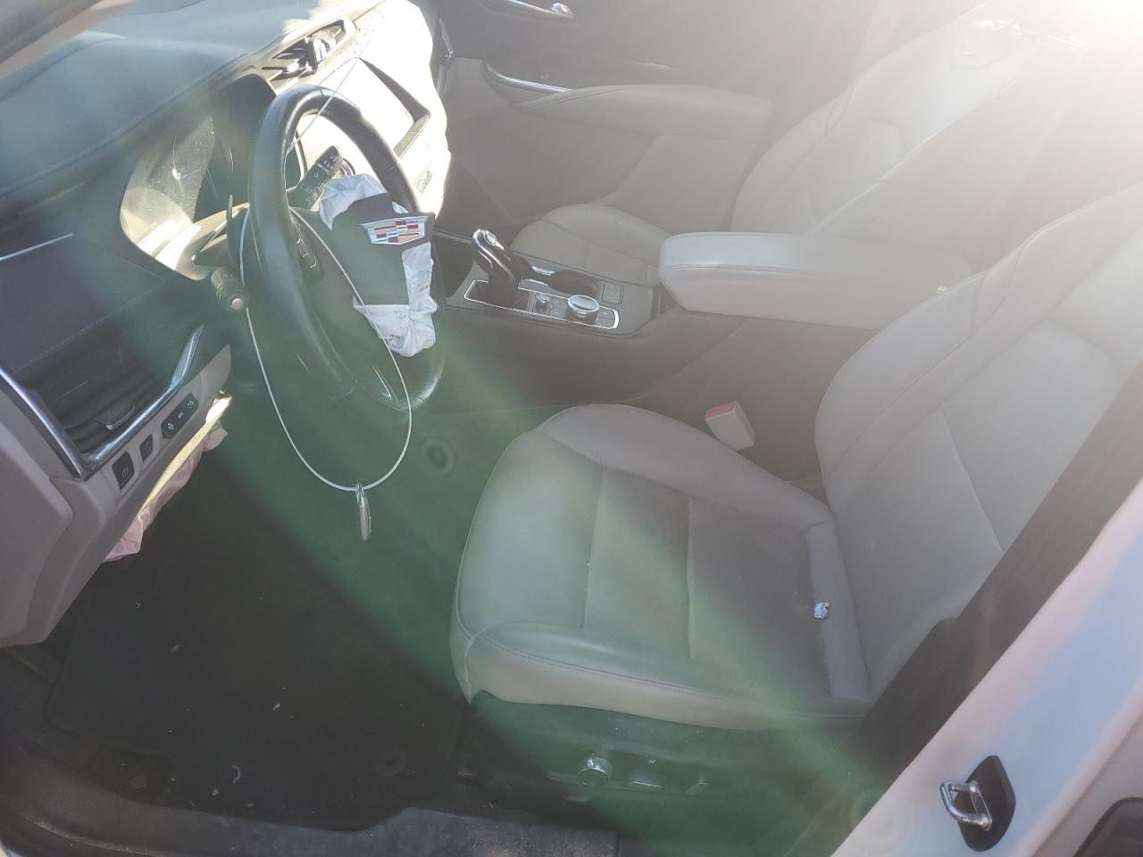 2021 Cadillac Xt4 Premium Luxury VIN: 1GYFZCR46MF001822 Lot: 91112405