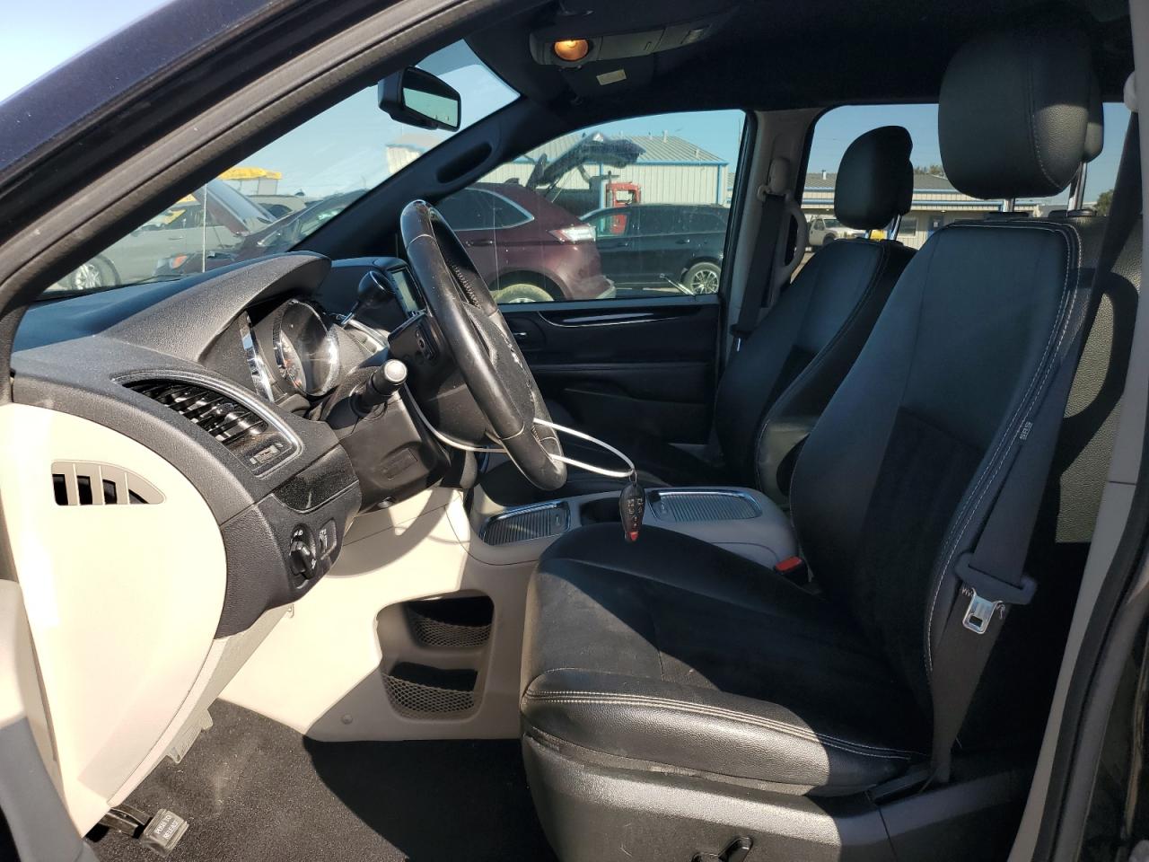 2018 Dodge Grand Caravan Sxt VIN: 2C4RDGCG4JR253567 Lot: 92036365