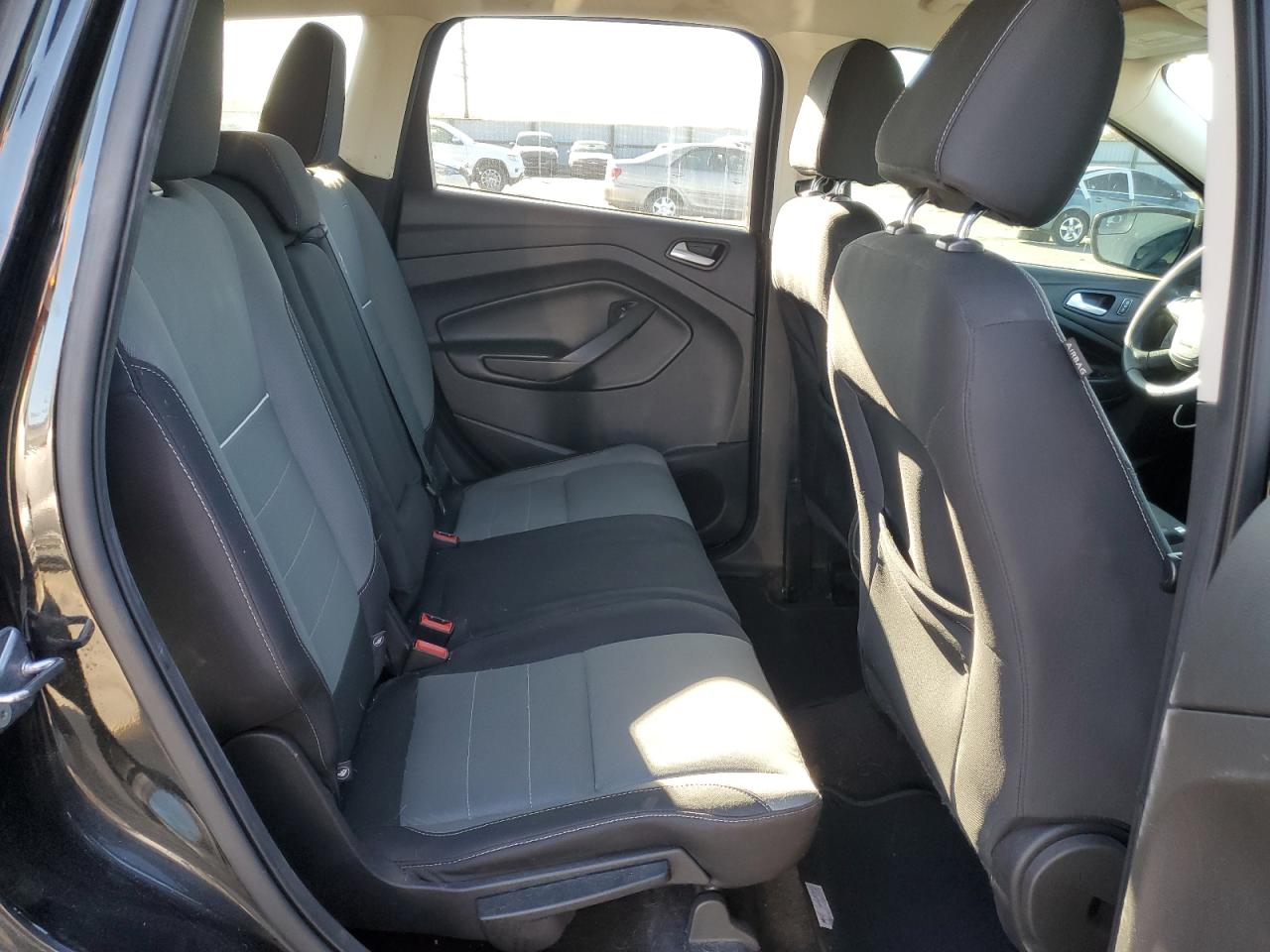 2015 Ford Escape Se VIN: 1FMCU9GX0FUB72700 Lot: 93203395