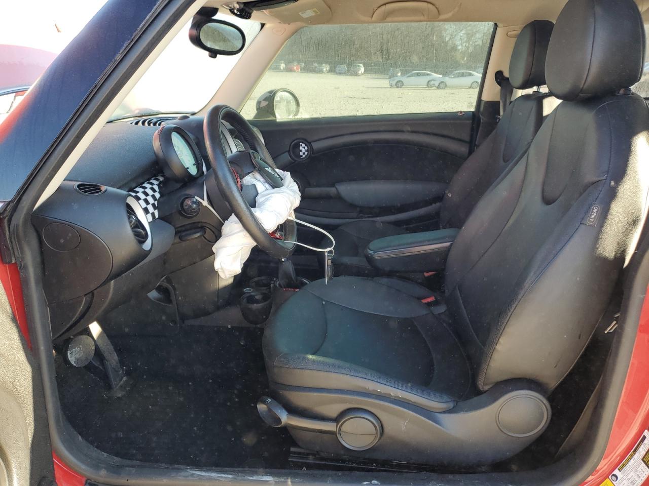 2012 Mini Cooper VIN: WMWSU3C5XCT261187 Lot: 92768515