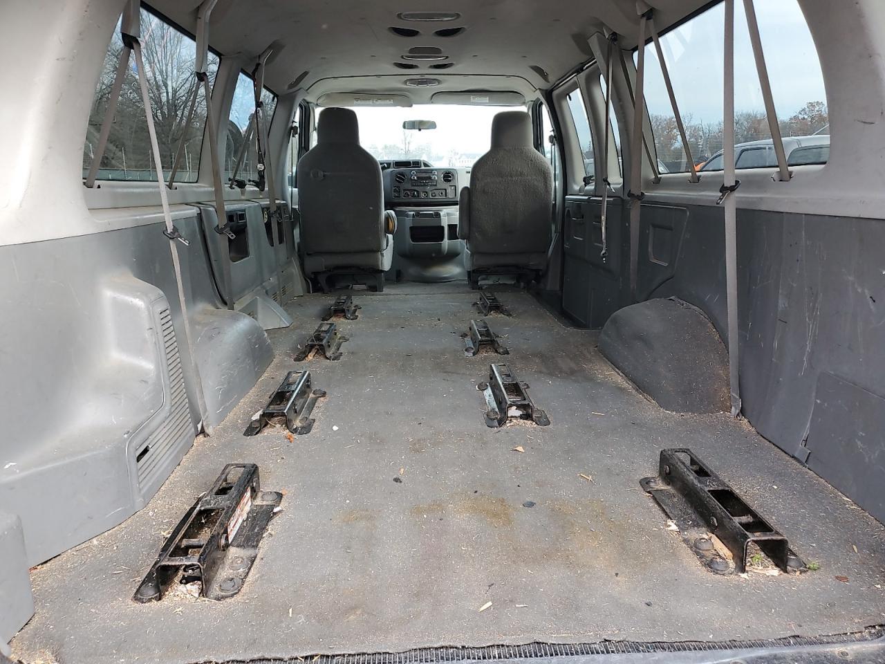 2010 Ford E350 Van VIN: 1FBSS3BL6ADA00935 Lot: 93275685