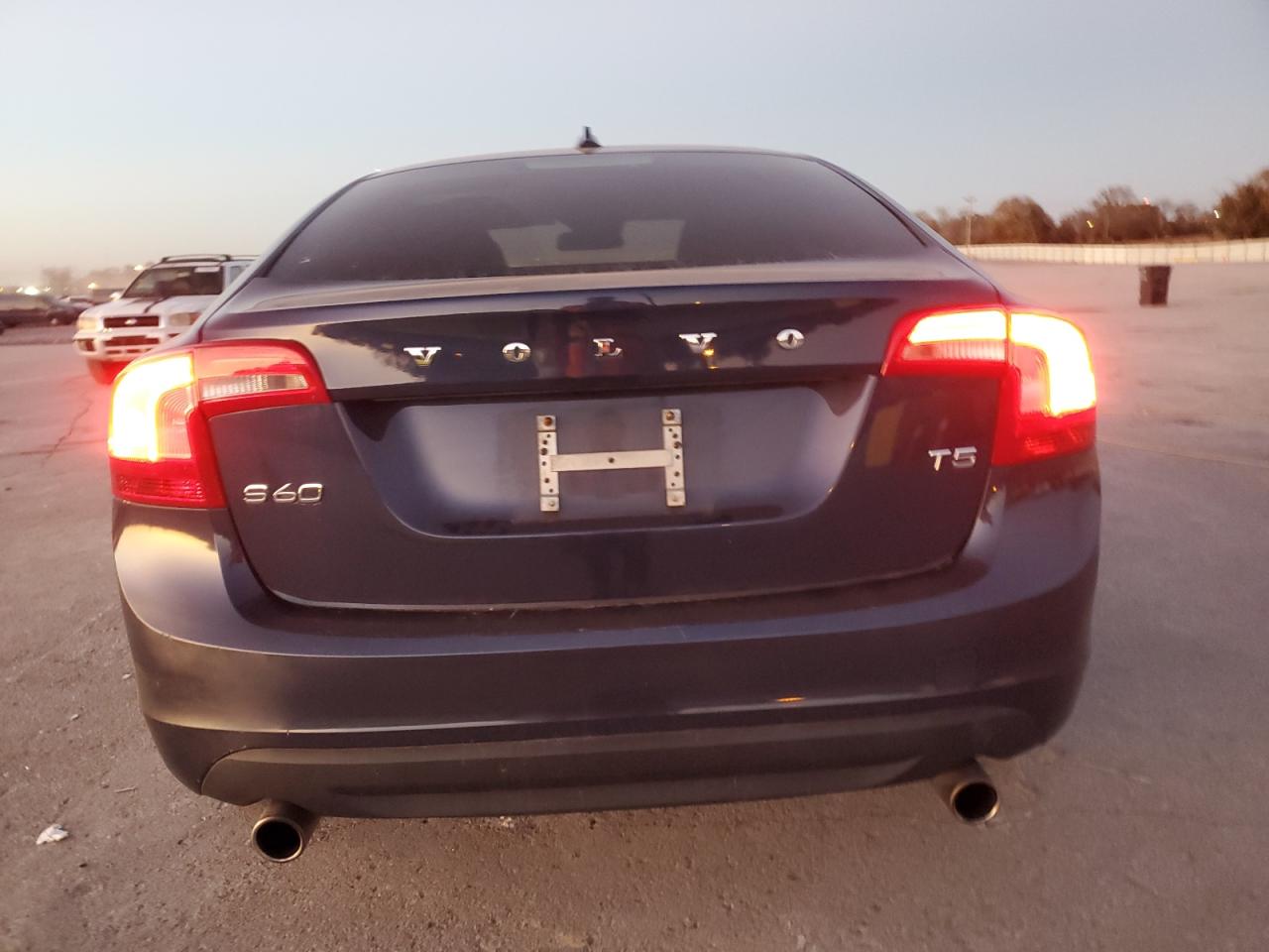 2013 Volvo S60 T5 VIN: YV1612FS7D2200843 Lot: 90708275