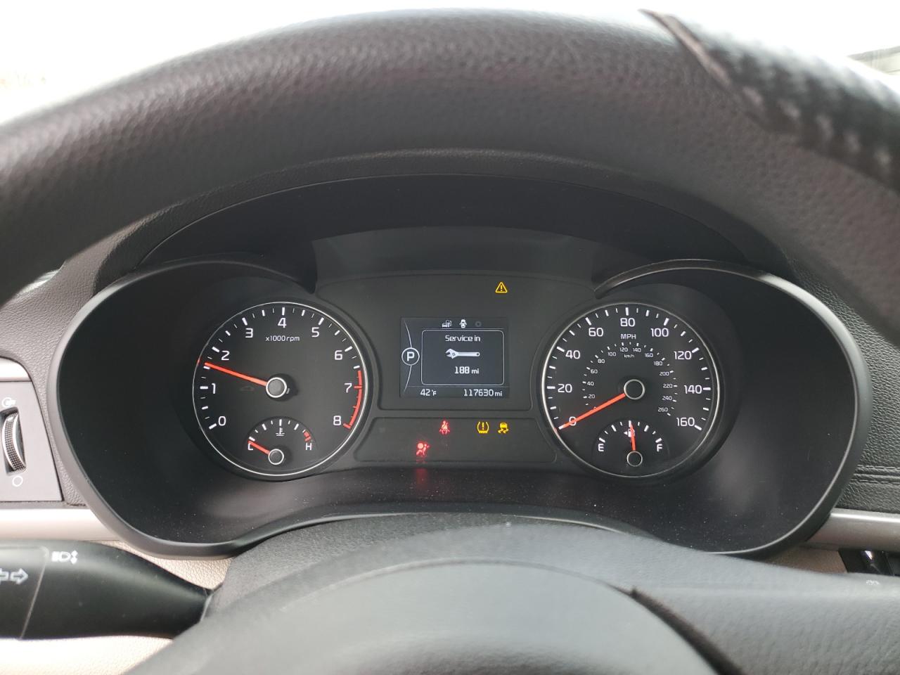 2017 Kia Optima Lx VIN: 5XXGT4L34HG168205 Lot: 92352595