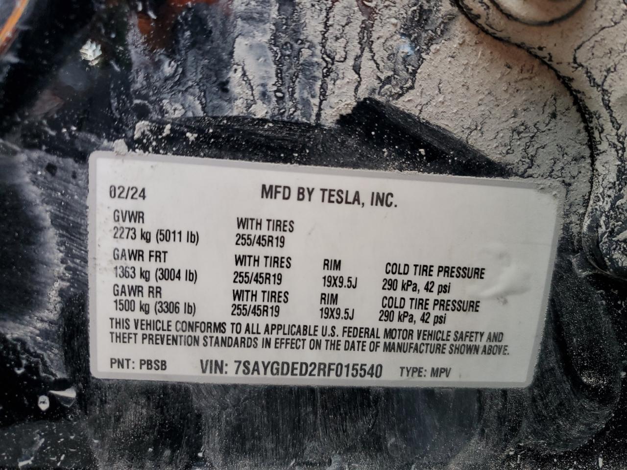 2024 Tesla Model Y VIN: 7SAYGDED2RF015540 Lot: 93544015