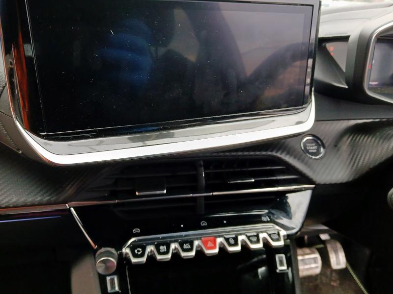 2025 PEUGEOT 2008 1.2 HYBRID 136 GT 5DR E-DSC6