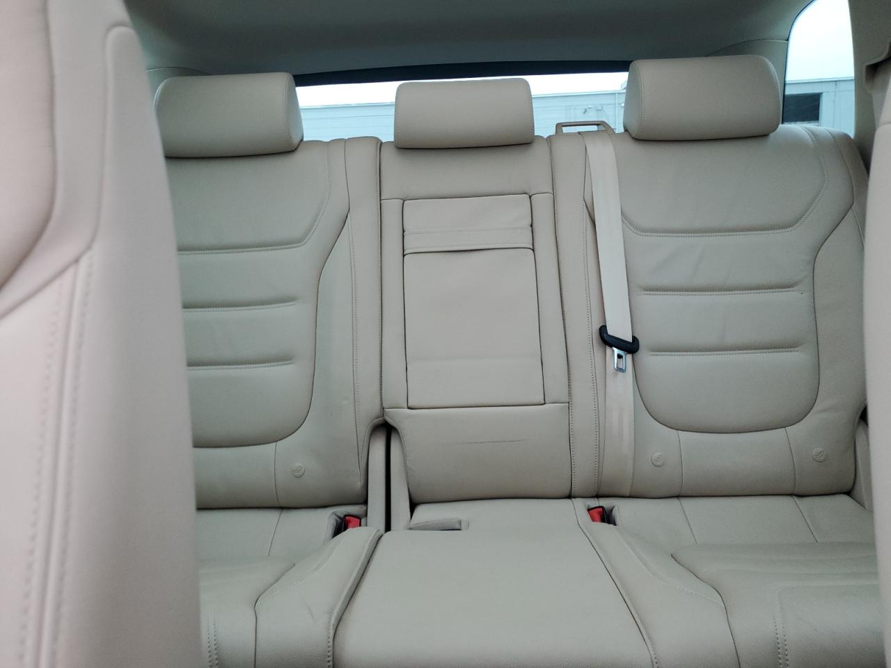 2015 Volkswagen Touareg V6 VIN: WVGEF9BPXFD005917 Lot: 93204715