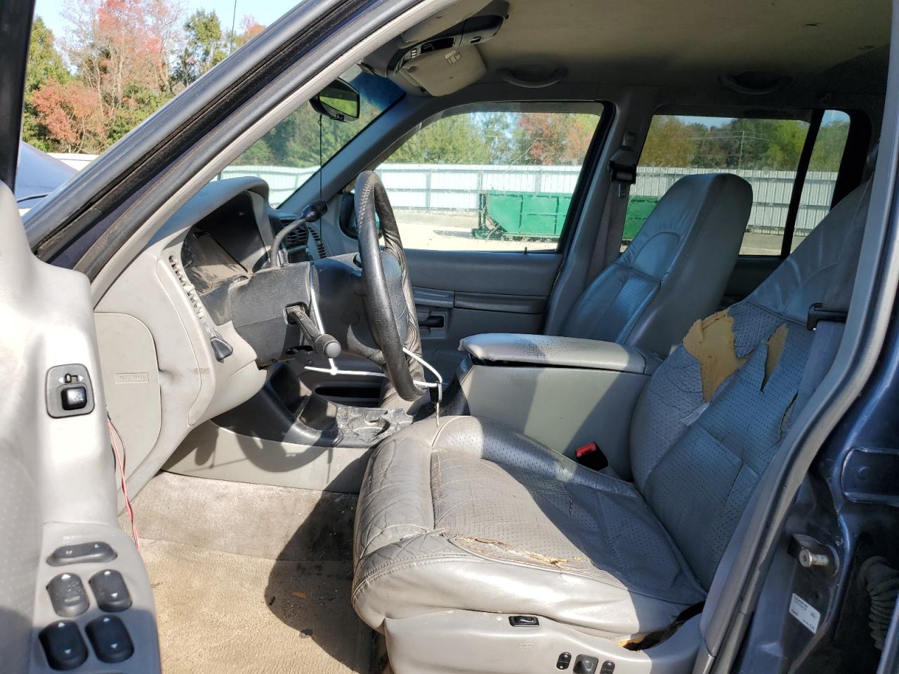 1998 Ford Explorer VIN: 1FMZU32P1WZC29701 Lot: 92196805