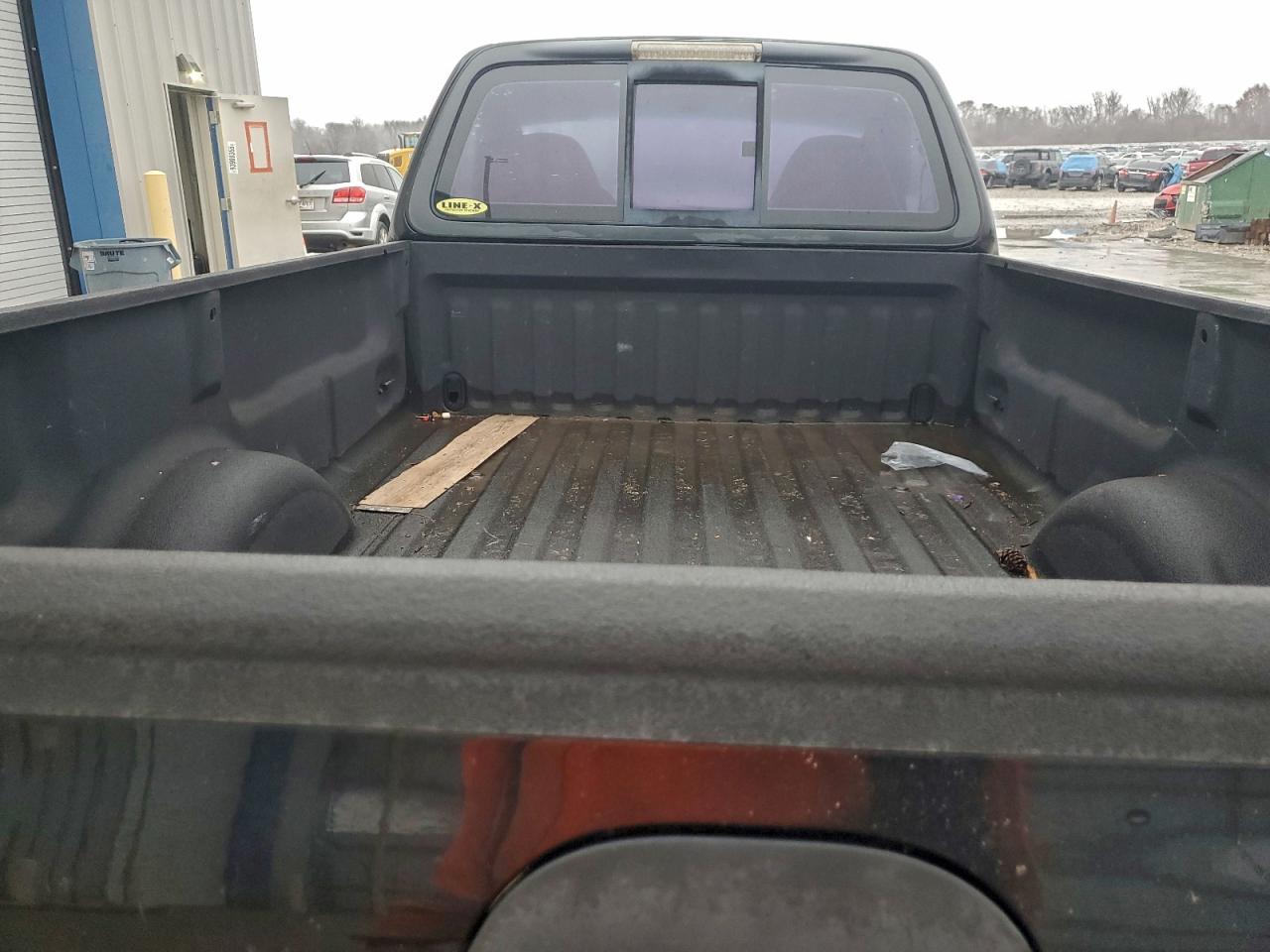 2002 Ford F150 VIN: 1FTRF18W22NB65929 Lot: 93751555