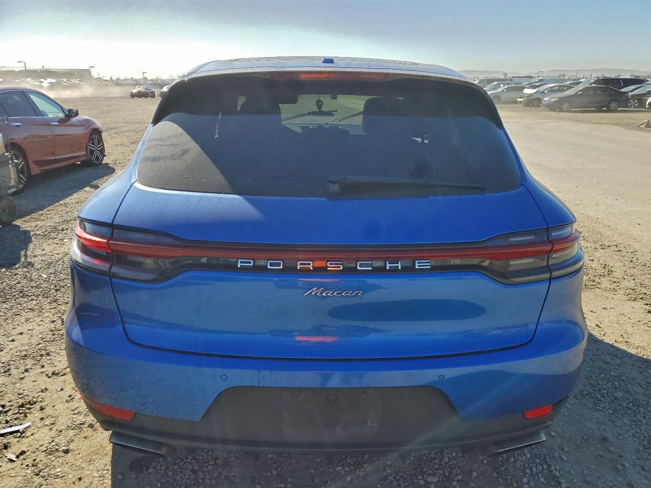 2020 Porsche Macan VIN: WP1AA2A52LLB03669 Lot: 94442435