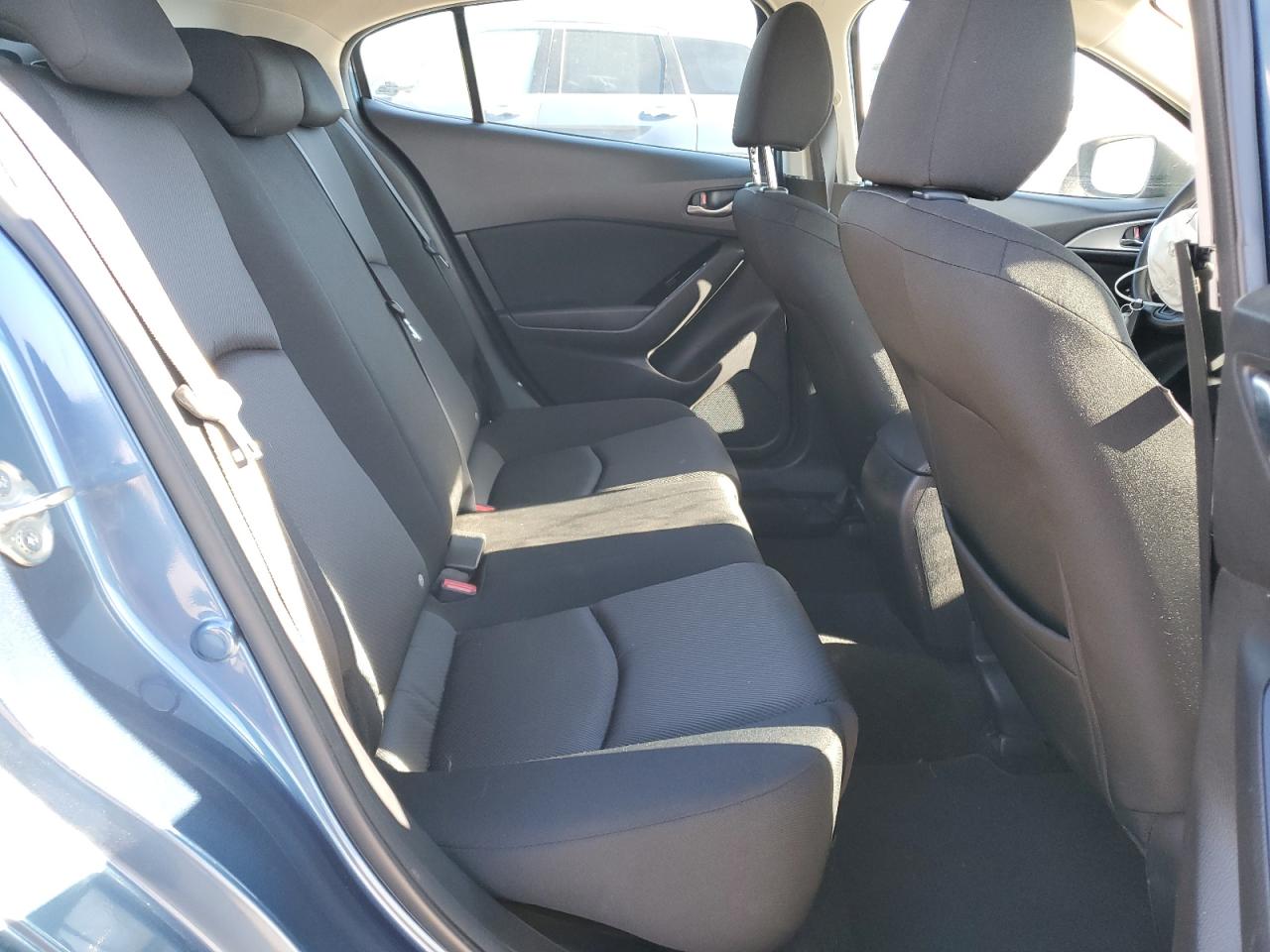 2018 Mazda 3 Sport VIN: 3MZBN1K70JM236055 Lot: 93019065