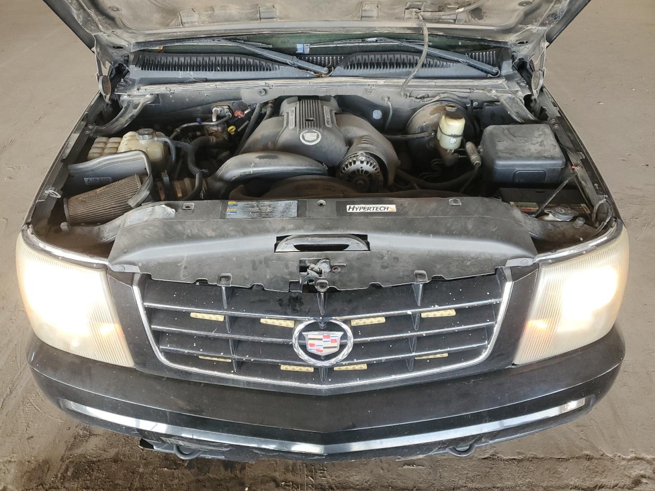 2002 Cadillac Escalade Luxury VIN: 1GYEC63T62R312161 Lot: 92710635