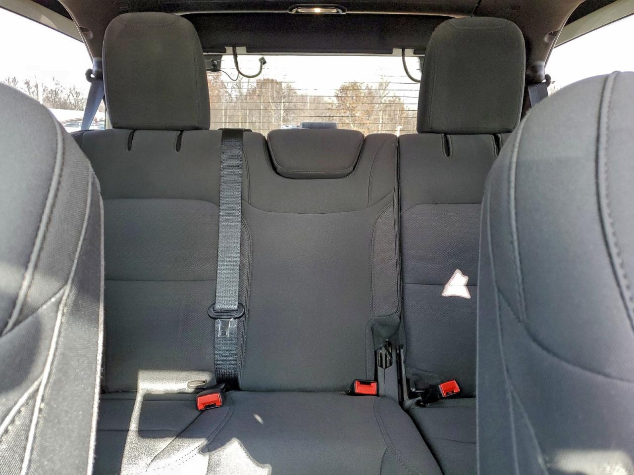 2021 Jeep Wrangler Unlimited Sport VIN: 1C4HJXDG5MW851715 Lot: 94340385