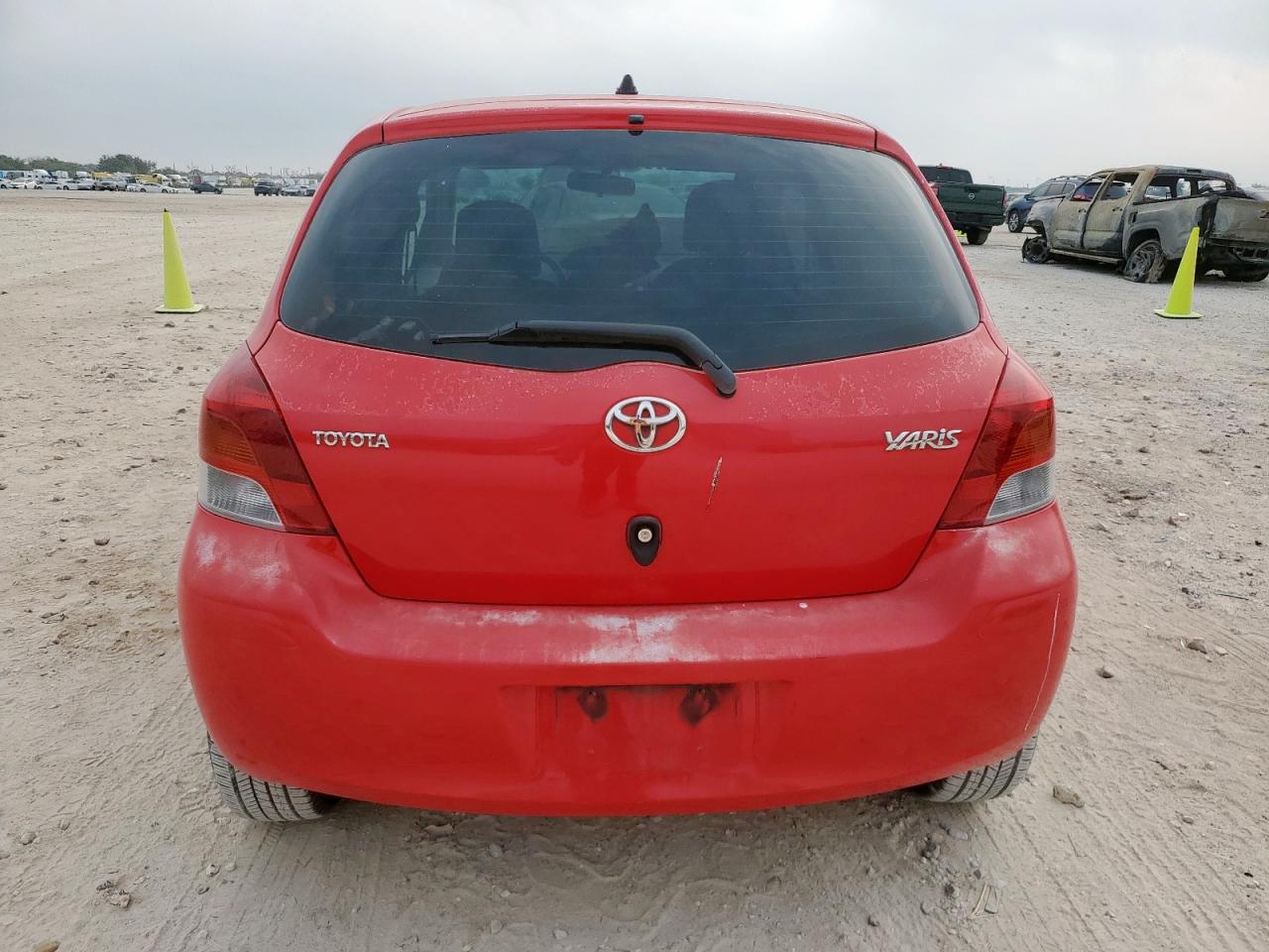2010 Toyota Yaris VIN: JTDKT4K36A5306414 Lot: 93506085