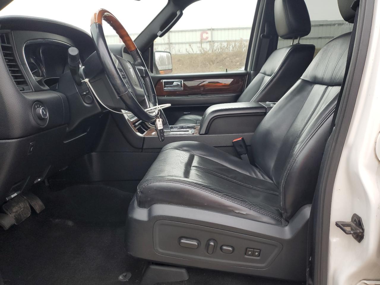 2016 Lincoln Navigator Select VIN: 5LMJJ2JT5GEL03206 Lot: 93507185