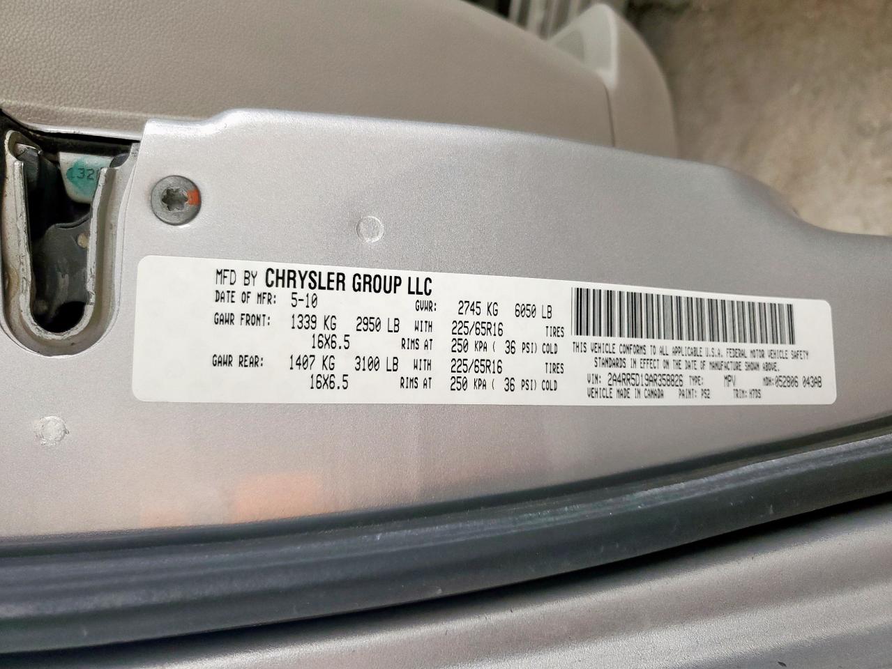 2010 Chrysler Town & Country Touring VIN: 2A4RR5D19AR358826 Lot: 93372475