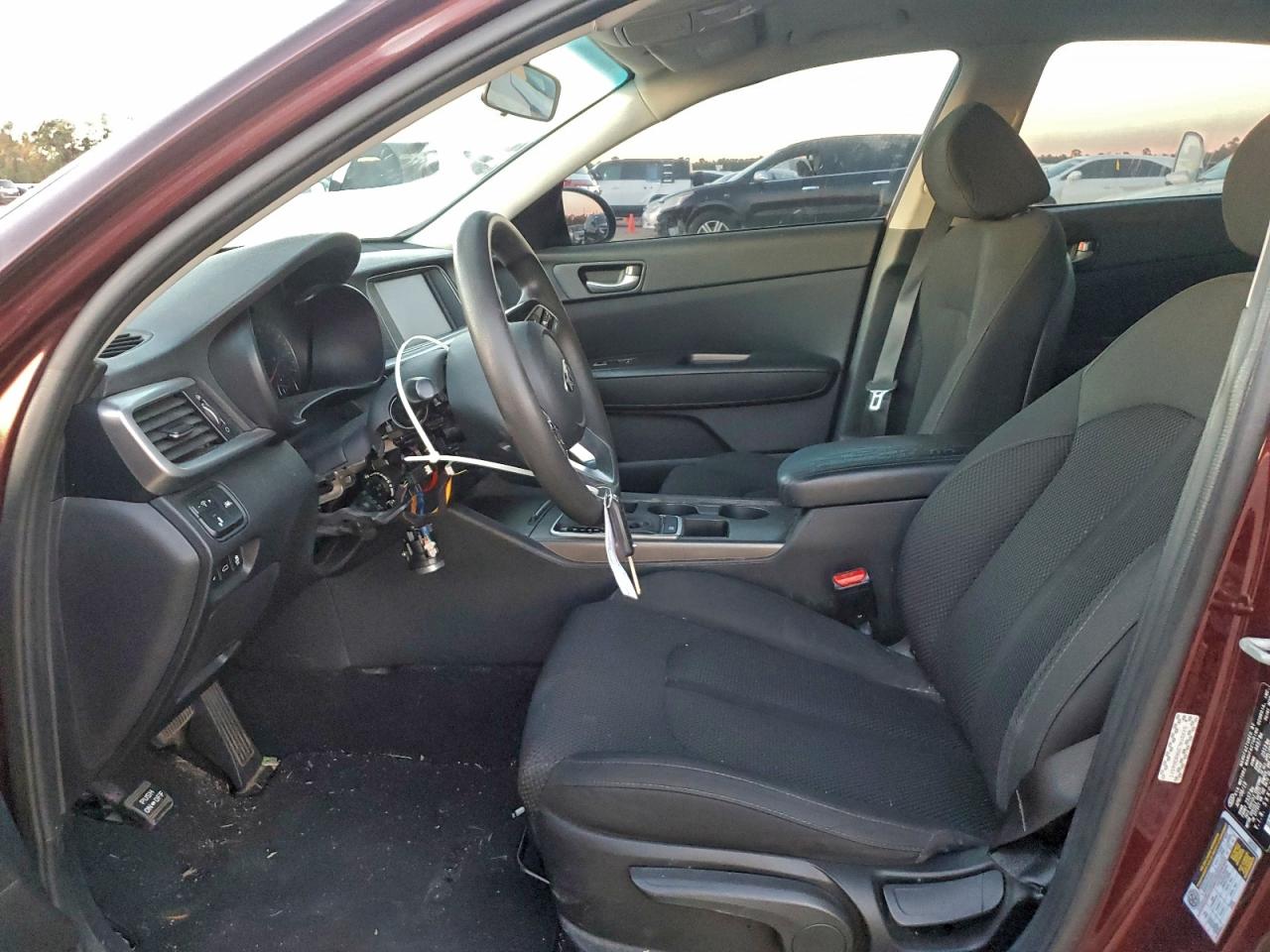 2019 Kia Optima Lx VIN: 5XXGT4L35KG366511 Lot: 94625625