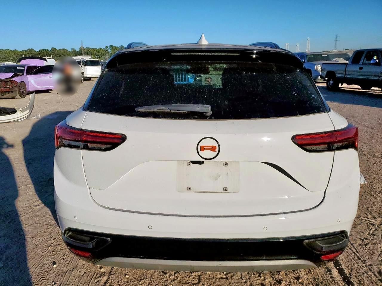 2023 Buick Envision Preferred VIN: LRBAZLR46PD025889 Lot: 92031535