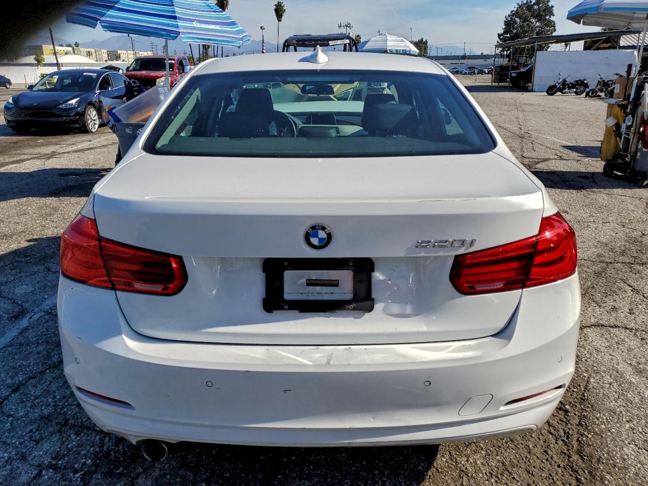 2017 BMW 320 I VIN: WBA8E1G30HNU18578 Lot: 93899875