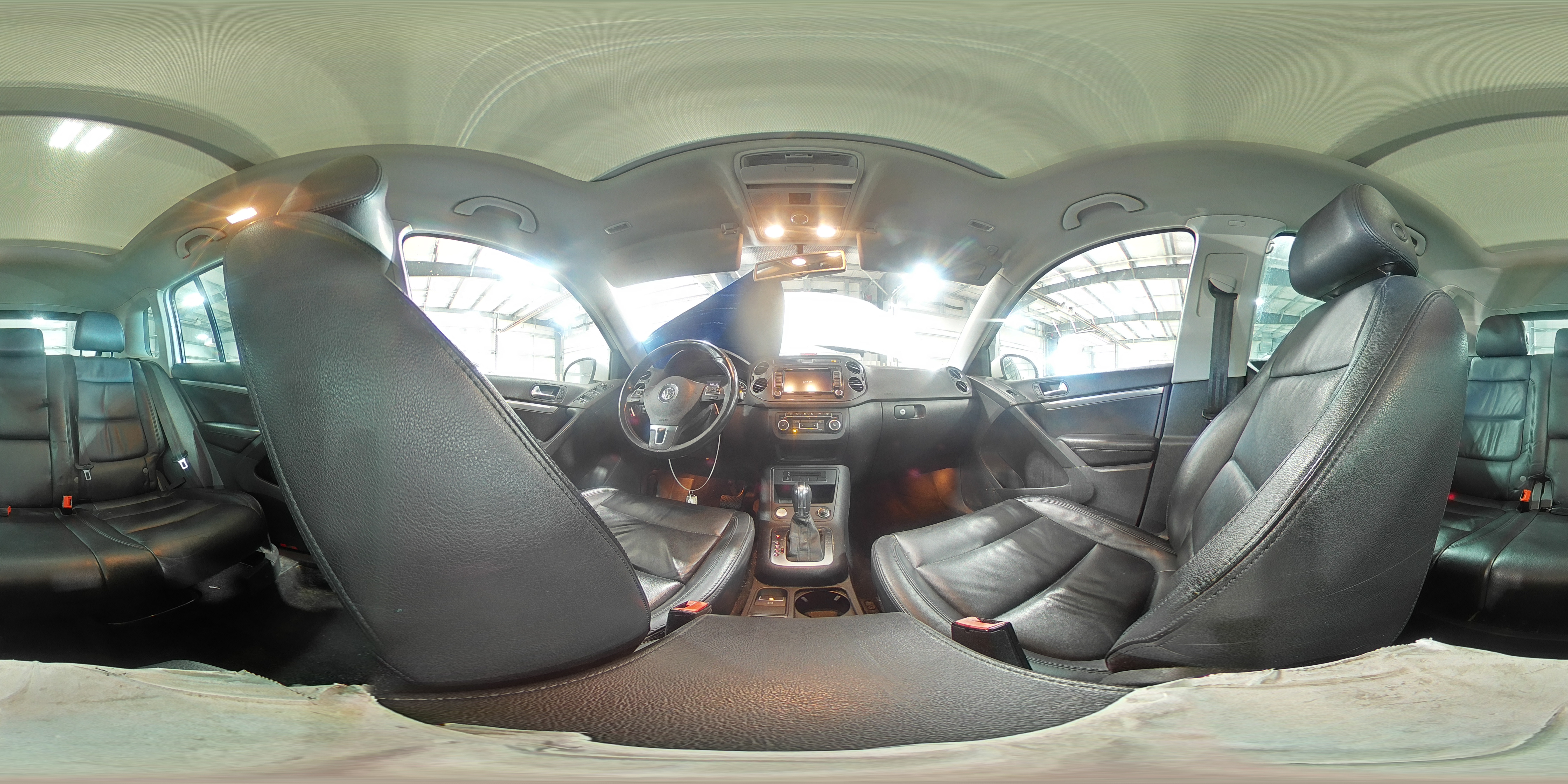 2012 Volkswagen Tiguan S VIN: WVGBV7AX8CW558626 Lot: 92694135