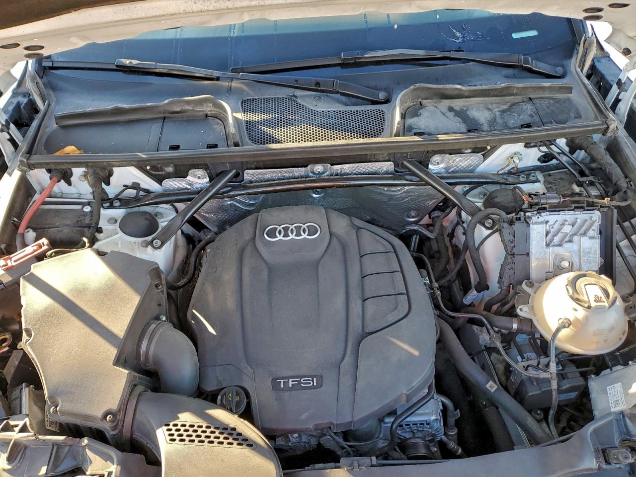 2018 Audi Q5 Premium Plus VIN: WA1BNAFY4J2120977 Lot: 94583205