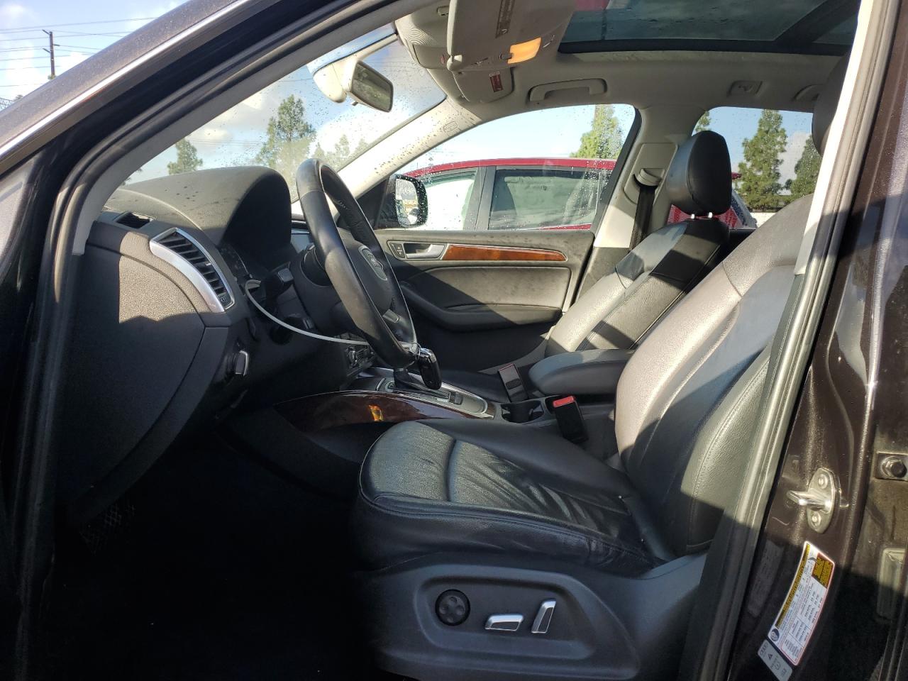 2015 Audi Q5 Premium VIN: WA1CFAFP0FA066647 Lot: 92736455