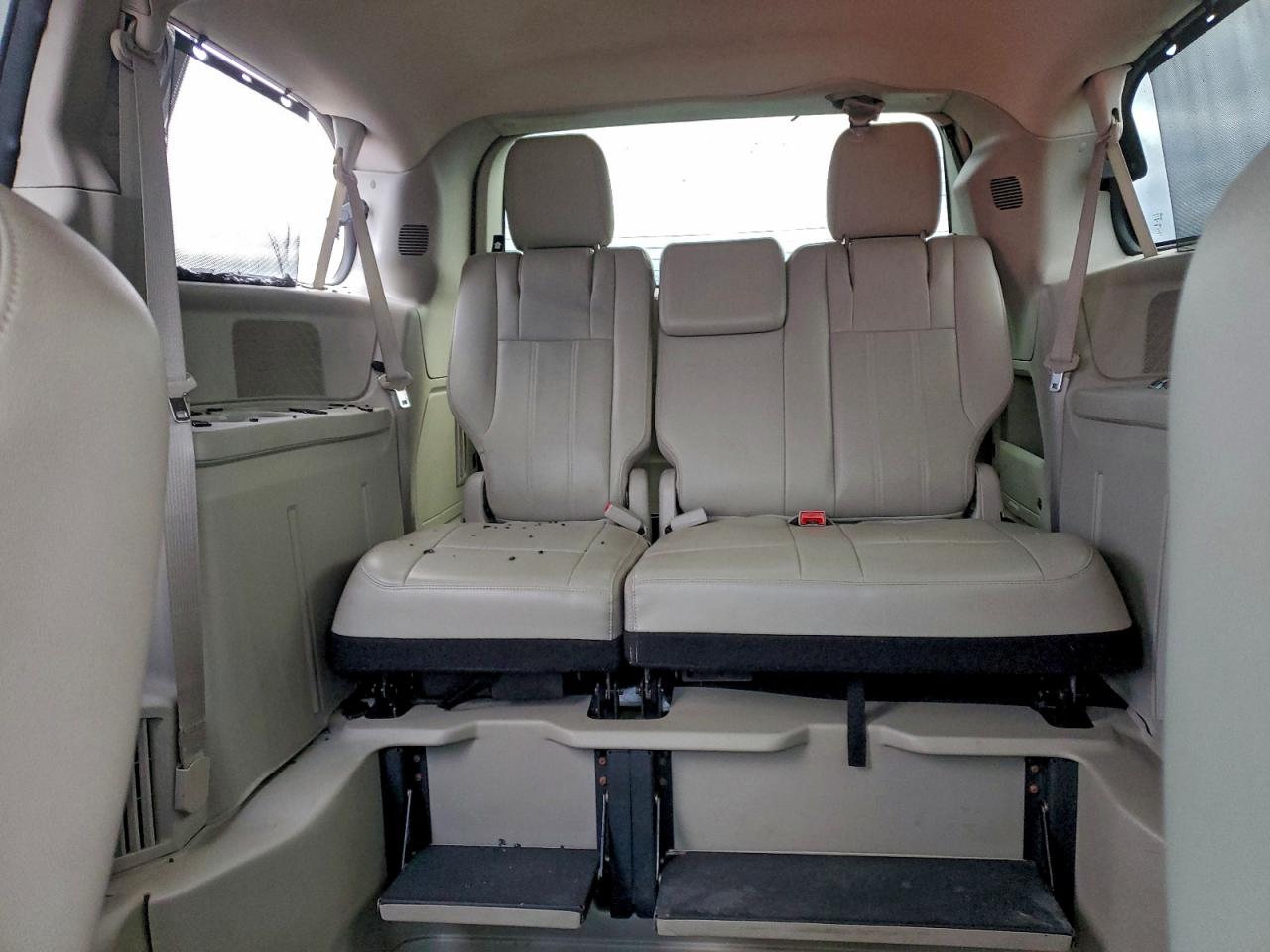 2014 Chrysler Town & Country Touring L VIN: 2C4RC1CGXER344039 Lot: 94350945