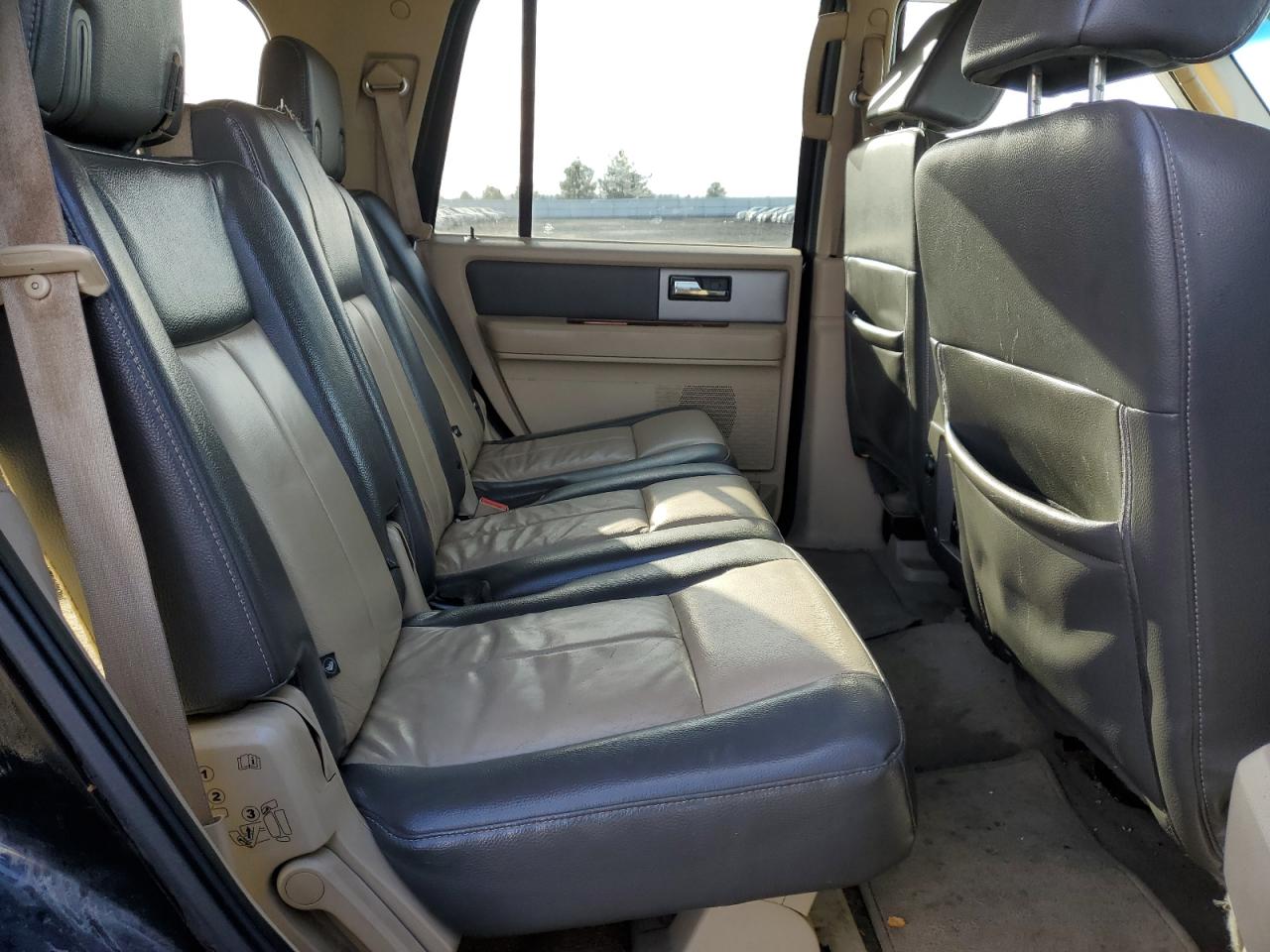 2007 Ford Expedition Eddie Bauer VIN: 1FMFU18567LA41712 Lot: 93143515