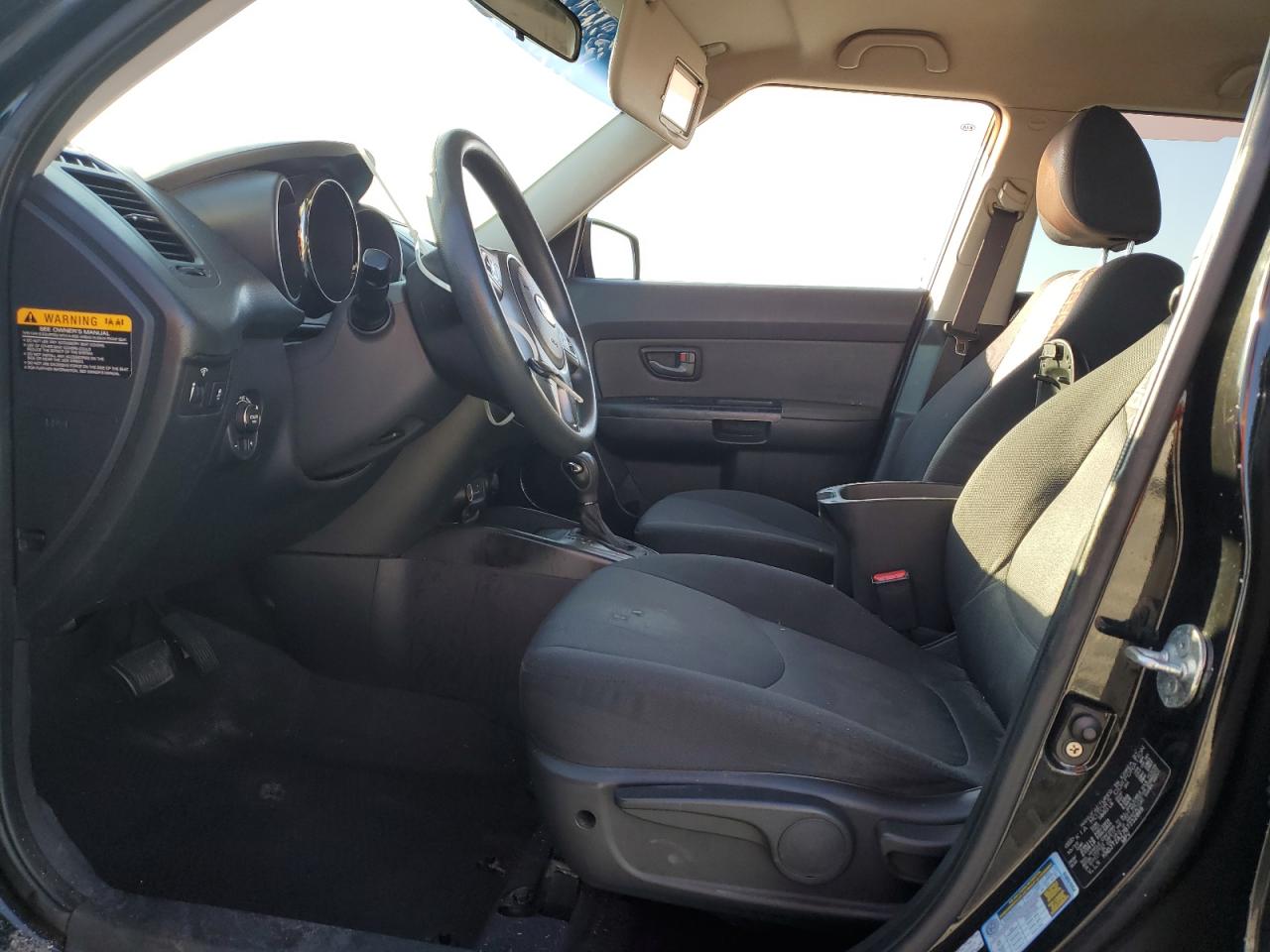 2011 Kia Soul + VIN: KNDJT2A27B7232869 Lot: 93515645