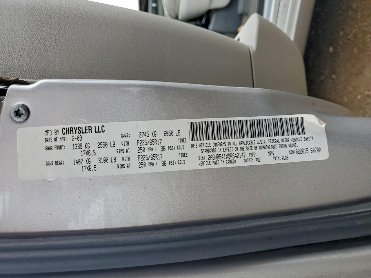 2009 Chrysler Town & Country Touring VIN: 2A8HR541X9R642147 Lot: 94022665