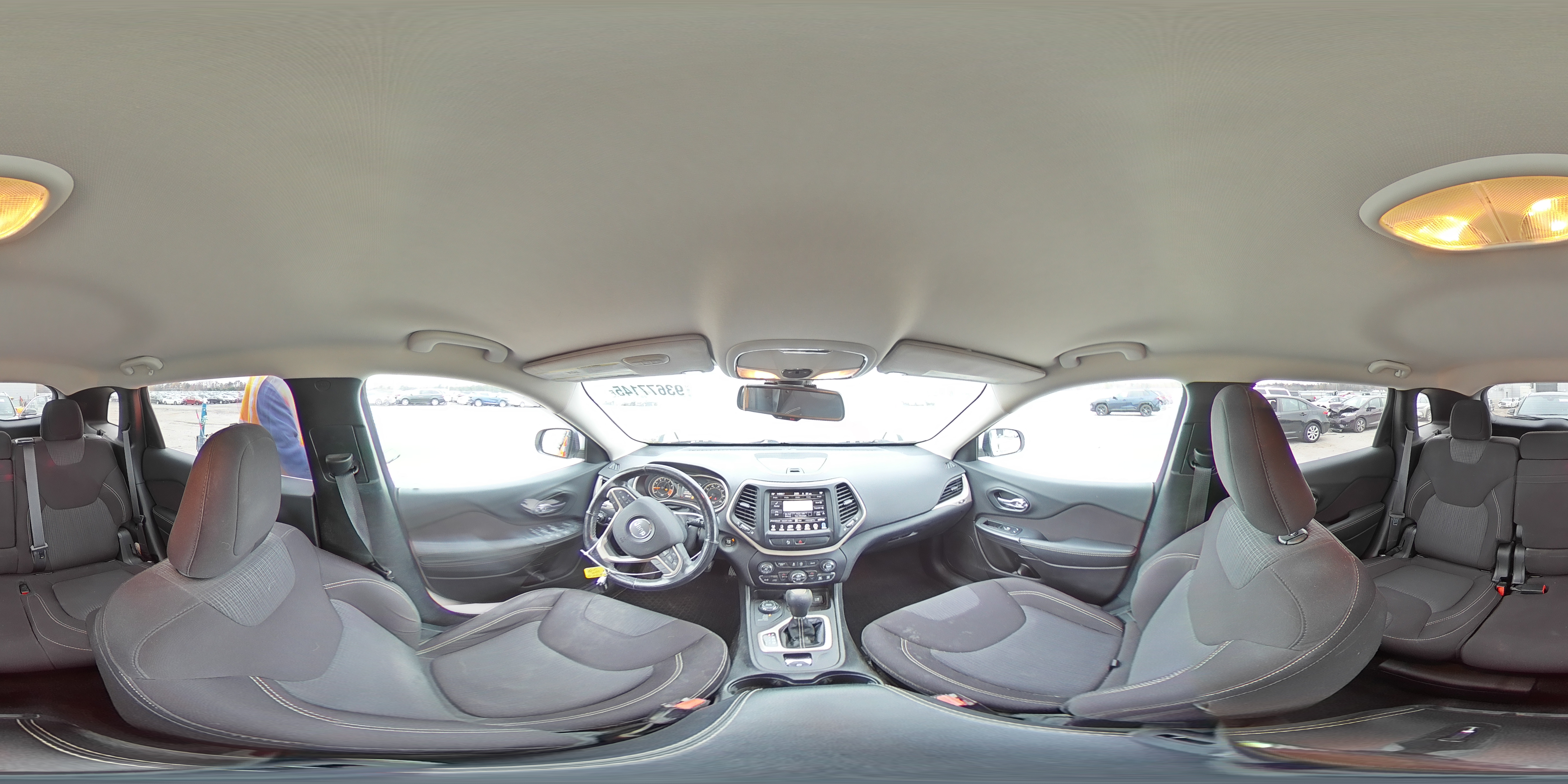 2015 Jeep Cherokee Latitude VIN: 1C4PJMCS7FW665774 Lot: 93677145