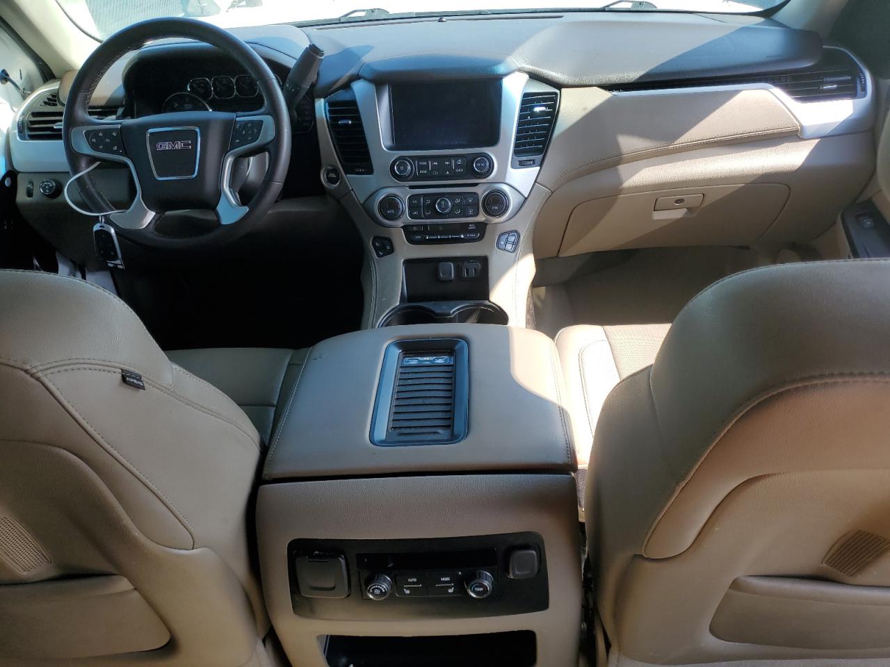 2016 GMC Yukon Xl C1500 Slt VIN: 1GKS1GKC1GR483465 Lot: 90952605