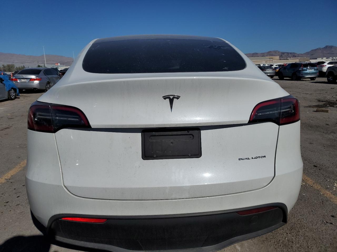 2023 Tesla Model Y VIN: 7SAYGDEE3PF877848 Lot: 91179255