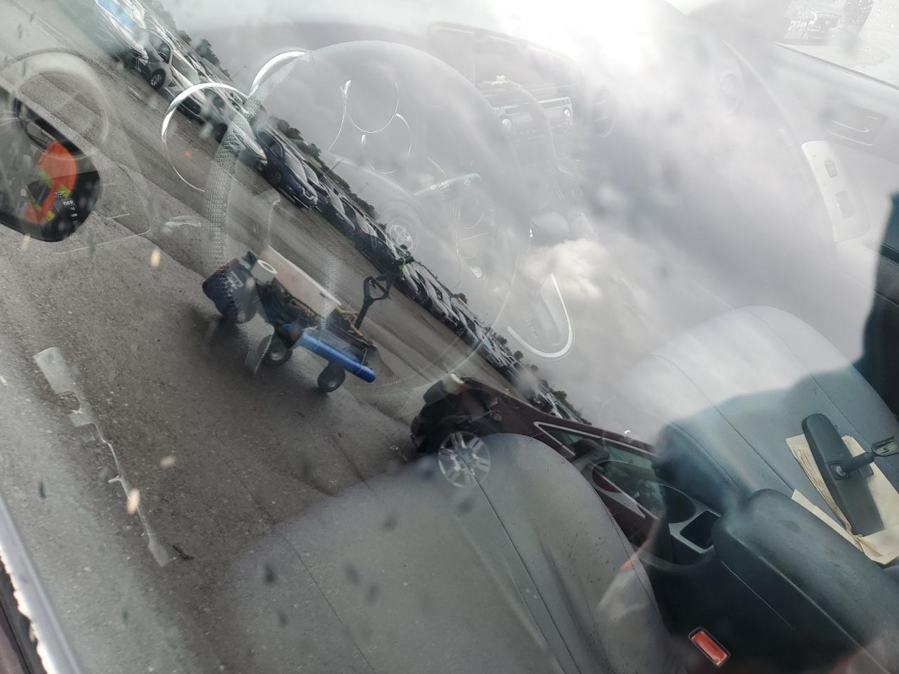 2003 Toyota Corolla Matrix Xr VIN: 2T1KR32E33C132639 Lot: 93769275