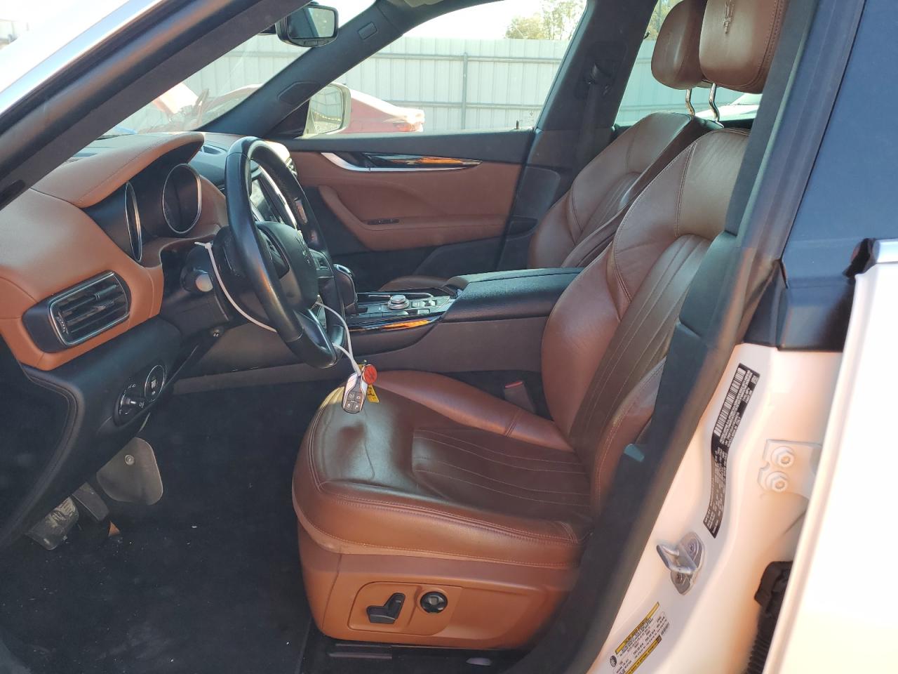 2017 Maserati Levante VIN: ZN661XUA1HX245216 Lot: 92830045